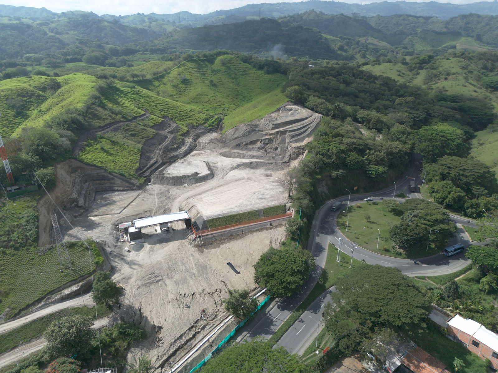 Cómo Elegir la Bodega Perfecta para tu Negocio en 2025: Guía Completa